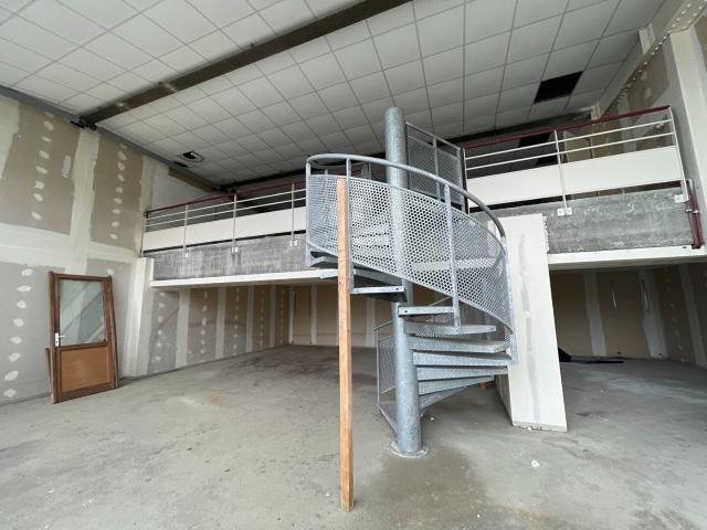 BAiment à vendre à BASSENS 33