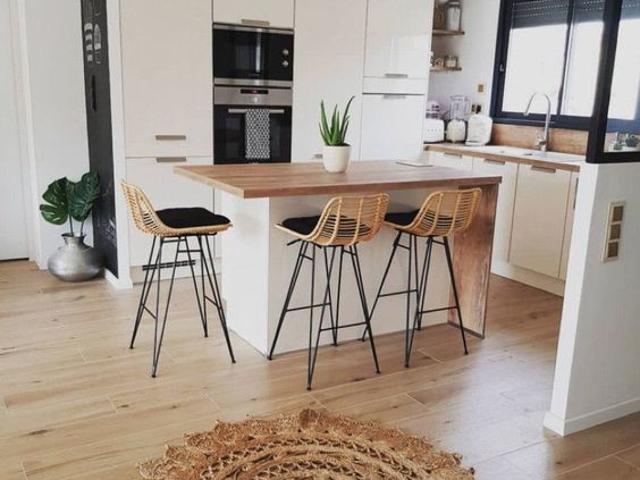 BAISSE DE PRIX/ PETITE COPROPRIETE / ENVIRONNEMENT VERT / FAIBLES CHARGES 3 pièces, 75 m²