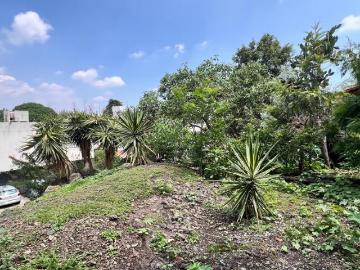 BAJA DE PRECIO Terreno en venta en exclusiva para casa 438 m² en privada calle Club Alemán, Tepepan