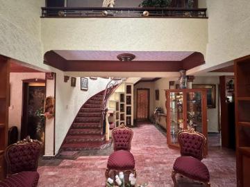 ¡Baja de precio! Lujosa Casa en Zempoala 258, Narvarte Oriente