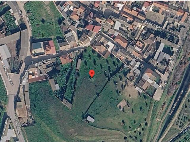 ¡BAJADA DE PRECIO! Suelo Urbano de 3.893 m² en Calera y Chozas Edificabilidad: 5.676 m² Ideal Promotores