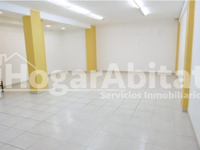 BAJO COMERCIAL DE 3 ALTURAS EN PLENO CENTRO DE CASTELLÓN