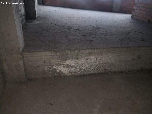 Bajo comercial En Vázquez de Parga