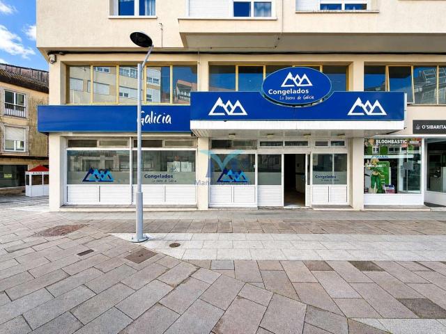 BAJO COMERCIAL EN VENTA EN PLENO CENTRO DE CEE