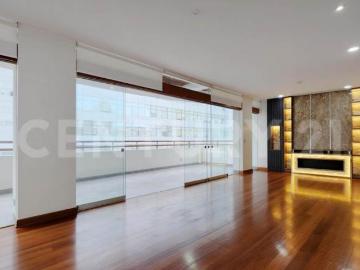 BAJÓ DE PRECIO Al lado del malecón Cisneros 5 dormitorios y 2 terrazas