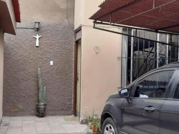 Bajo de precio casa con proyeccion comercial