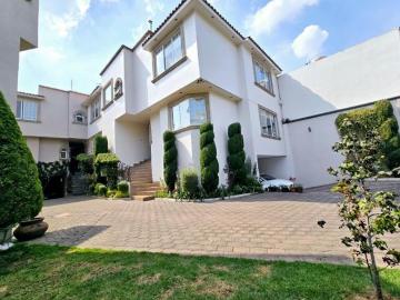 ¡Bajo de Precio! Casa de ensueño en Parques de la Herradura con Terraza, Jardín y Seguridad