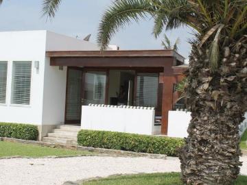 Bajo de precio gran OPORTUNIDAD linda casa en da fila PLAYA MAR AZUL Asia