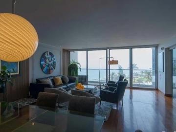 Bajo de precio hermoso duplex dormitorios en venta frente al mar en malecon