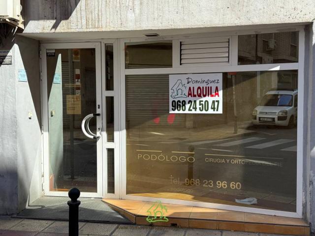 BAJO DECORADO EN ALQUILER JUNTO MORALES MESEGUER