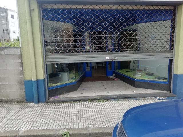 Bajo en Venta Calle Rosal?a de Castro Carballo