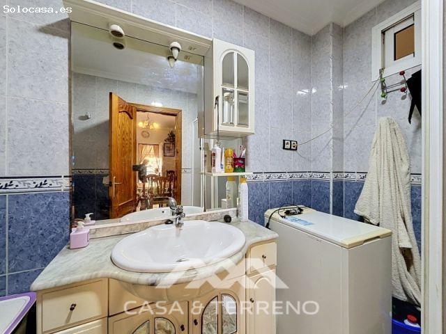 Bajo en venta en Torre del Mar