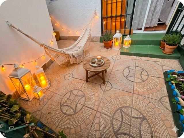 BAJO LUMINOSO CON TERRAZA, ORIENTACIÓN SUR Y SALIDA DIRECTA AL JARDÍN ☀️