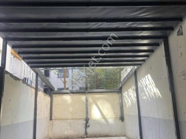 Bakırköy Merkezde Düz Giriş Bodrum Yeni Binada Kiralık Dükkan