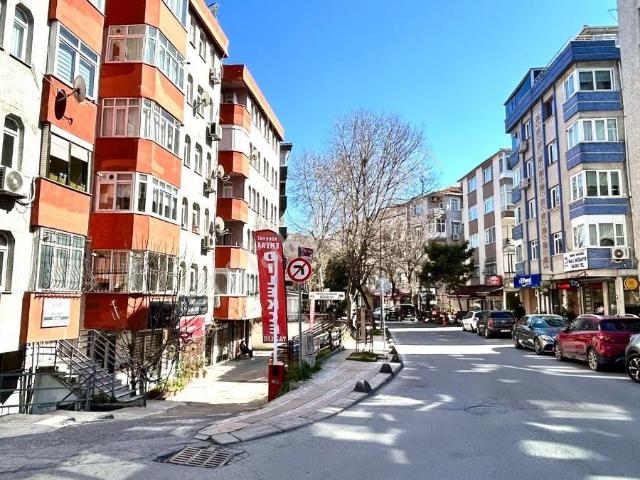 Bakırköy Osmaniye’de Adliyeye Yürüme Mesafesinde Satılık 3+1 Dai