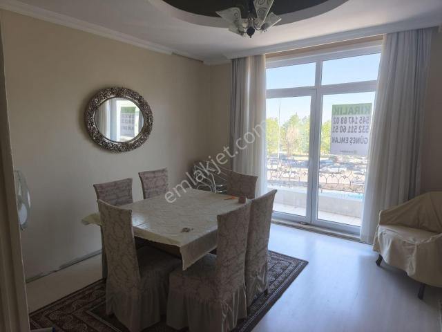 Bakırköy Sahil'de Deniz Manzaralı Full Eşyalı 2+1 Kısa Süreli Kiralık Daire