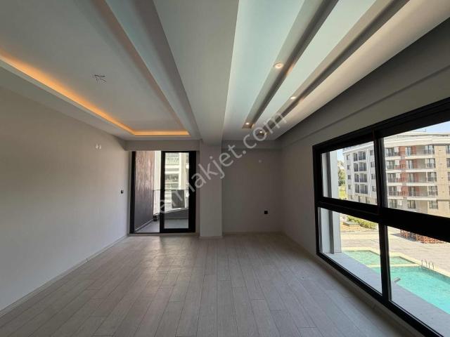 Bakan Dan Loca Life Kiralık Ara Kat Havuz Cephe 3+1
