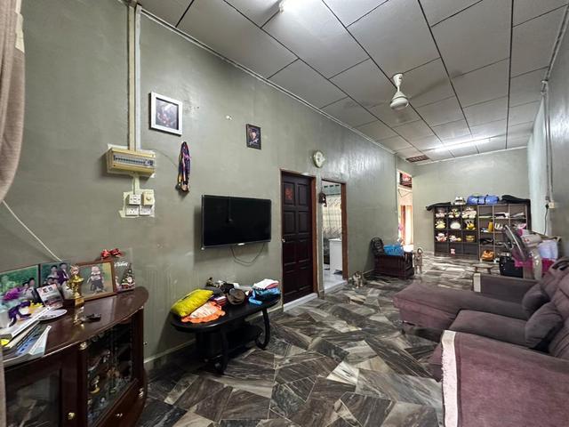 Bakar Arang Area1 Storey Terrace House For Sale