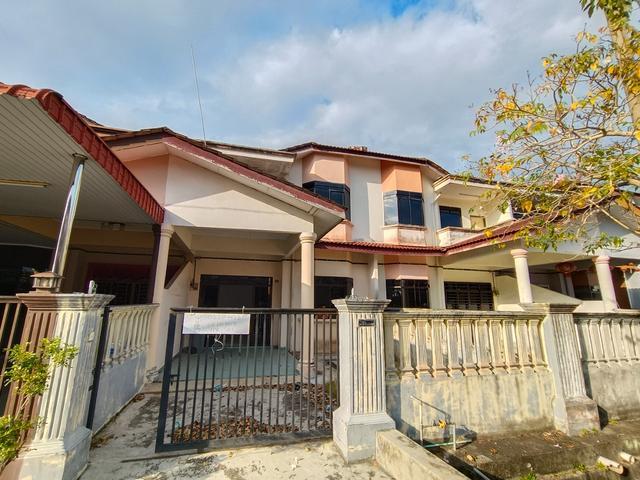 Bakri Batu 4 double storey terrace house unfurnished bare unit