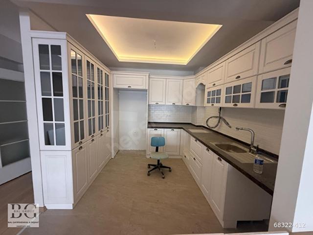 BAL GAYRİMENKUL'den ATATÜRK CADDESİ ÜZERİ SIFIR 3+1 DAİRE