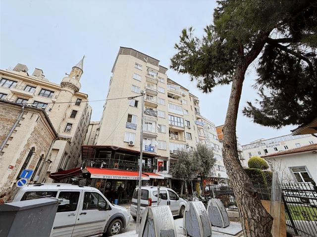 Balıkesir Çarşı Karesi Kaymakamlığı Arkasında Satılık 2+1 Daire