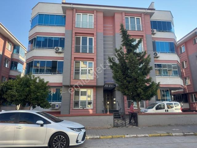 Balıkesir Bahçelievler Mah. Merkezi Konumda 3+1 Kiralık Daire