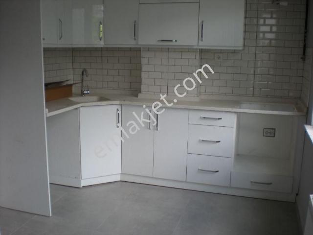 Balıkesir Bahçelievler De Demirdağ Emlak Tan Kiralık 2+1 Ara Kat Daire