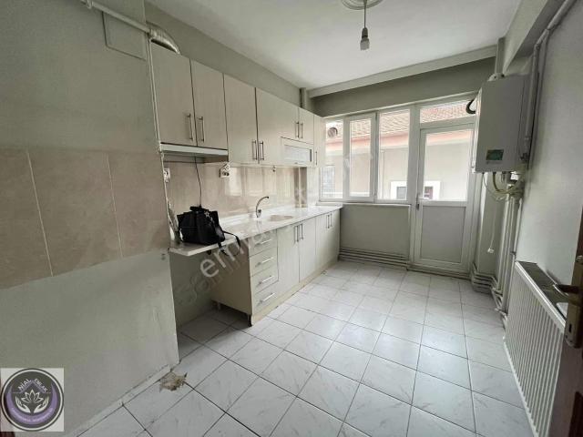 Balıkesir Bahçelievler Kiralık 3+1 Daire
