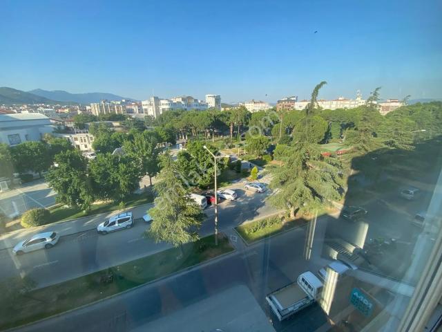 Balıkesir Edremit Merkezi Konumda Full Krediye Uygun Açık Mutfa 3+1 Ara Kat Satılık