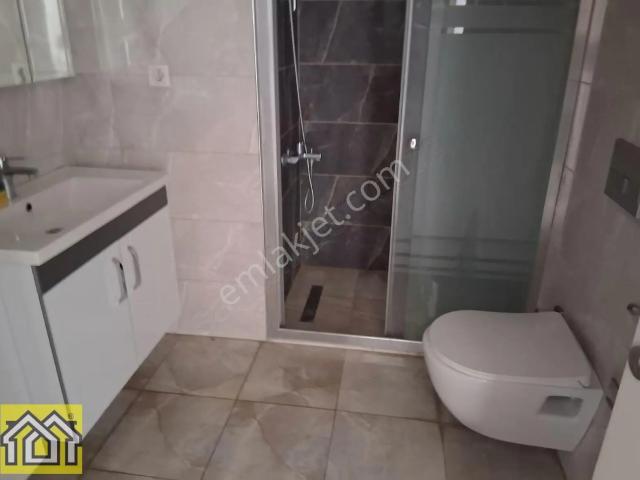 Balçova Atlas Sok.da Yeni Binada Dubleks Kiralık Daire