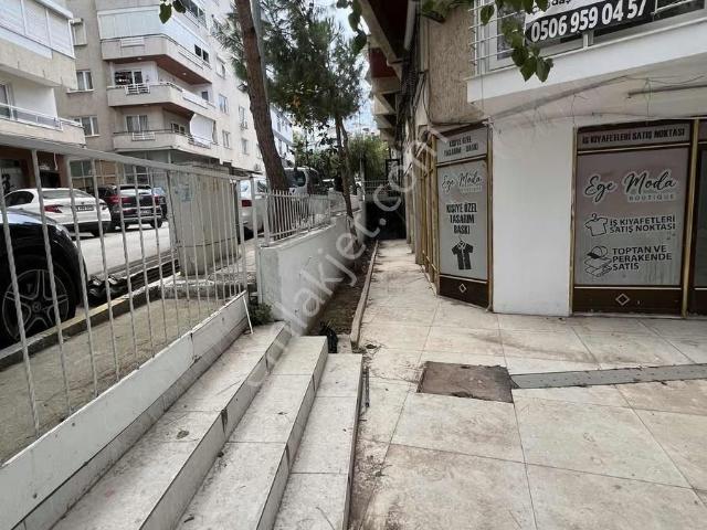 Balçova Belediyesi'ne Yürüme Mesafesinde Boş Dükkan