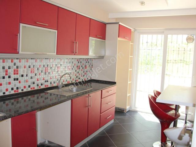 Balçova Eğitim Mah. Metro Yakını Doğalgazlı Kiralık 3+1 Daire
