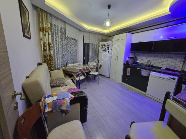 Balçova Eğitim Mah. Yeni Binada Doğalgazlı Satılık 2+1 Daire