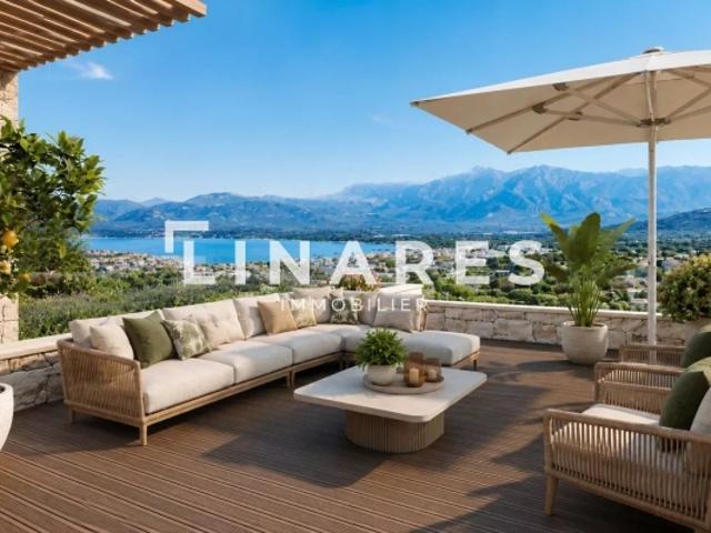 BALAGNA VISTA Appartement en duplex T4 de 83m2 Terrasse de 37m2 Vue mer CALVI