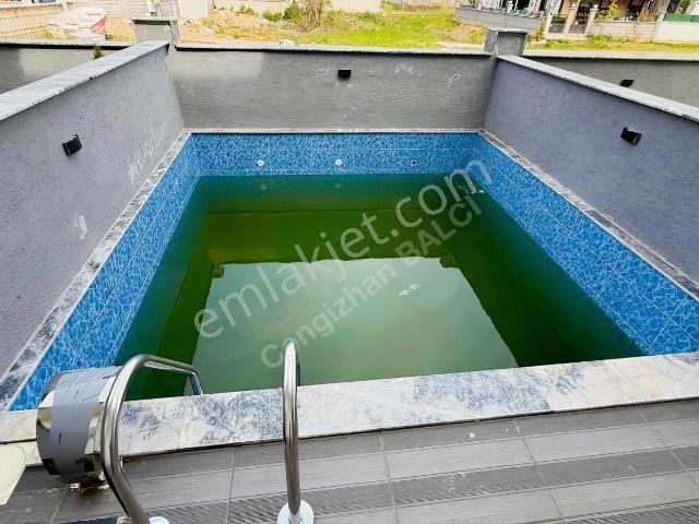 Balcıoğlundan Alanderede Havuzlu Lüx Triplex 4+1 Villa
