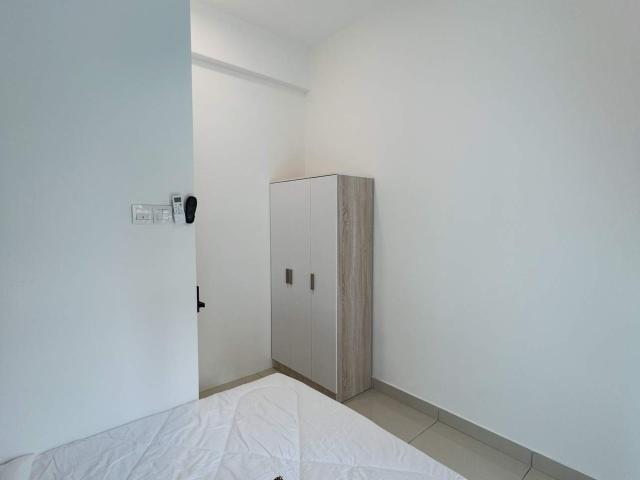 Balcony Middle Room D'Seven Sunway