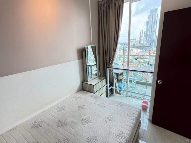 Balcony Bedroom @ Paragon Suites CIQ