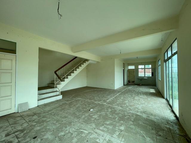 Balcony Good View Bandar Utama Double Storey Terrace Corner Lot