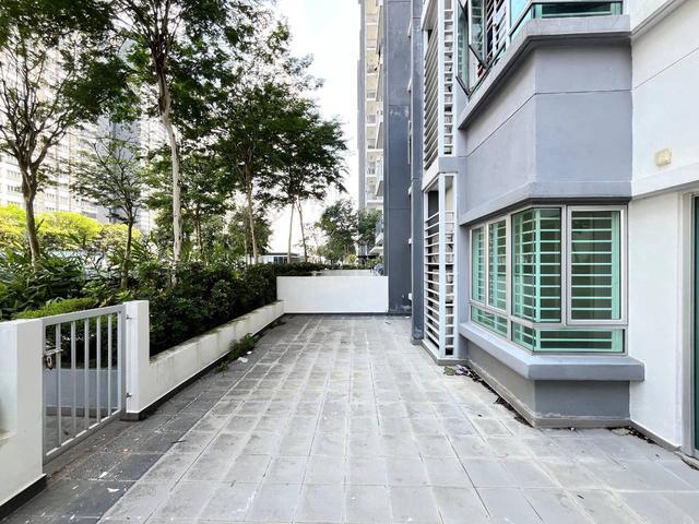 BALCONY LUAS Savanna Condominium Southville Dengkil