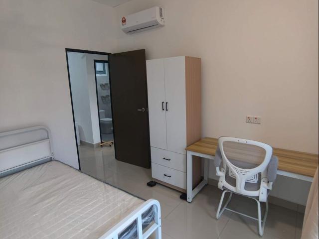 Balcony Room