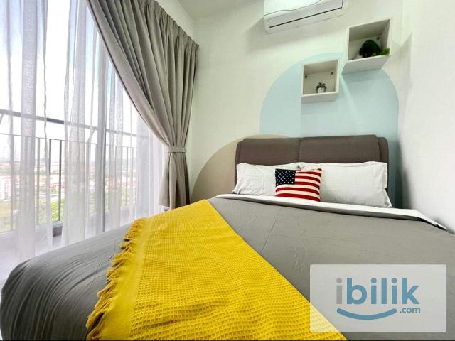Balcony Room