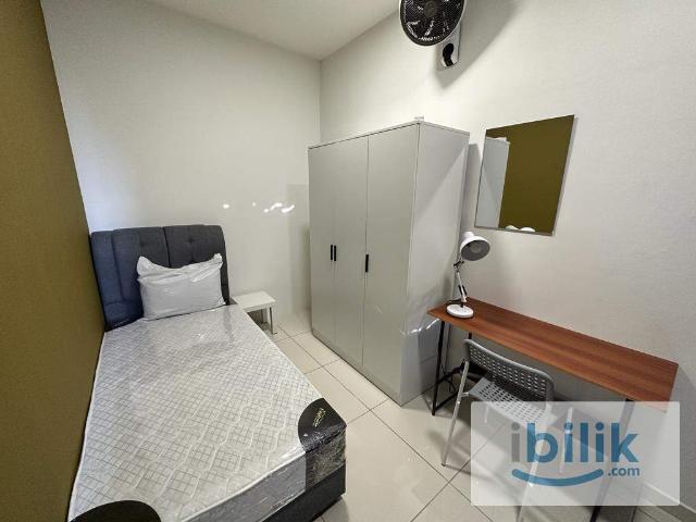 Balcony Room Female Unit @ Kenwingston Platz Setapak