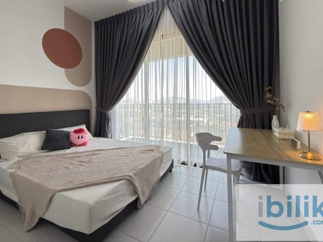 Balcony Room Female Unit @ netizen mrt btho