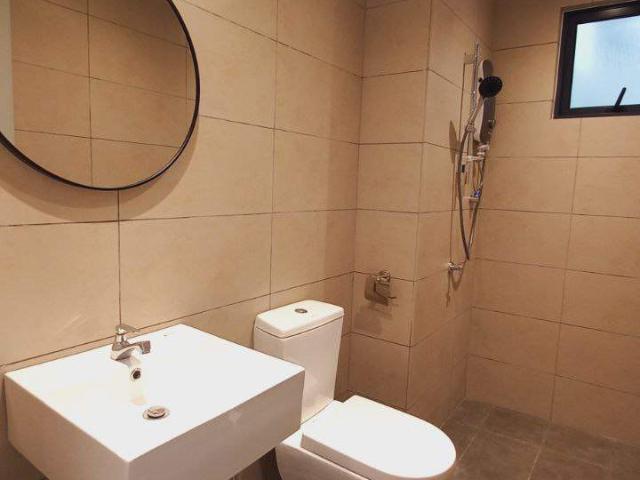 Balcony Room @ M LUNA Residence, KEPONG, Fully Furnished with Internet & Cleaning