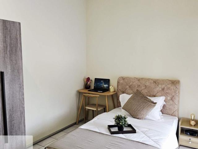 Balcony Room USJ |FREE Utilities| NEWLY RENOVATED