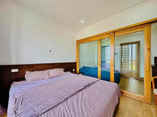 BALCONY STUDIO APARTMENT IN NGUYEN DUC THUAN STREET