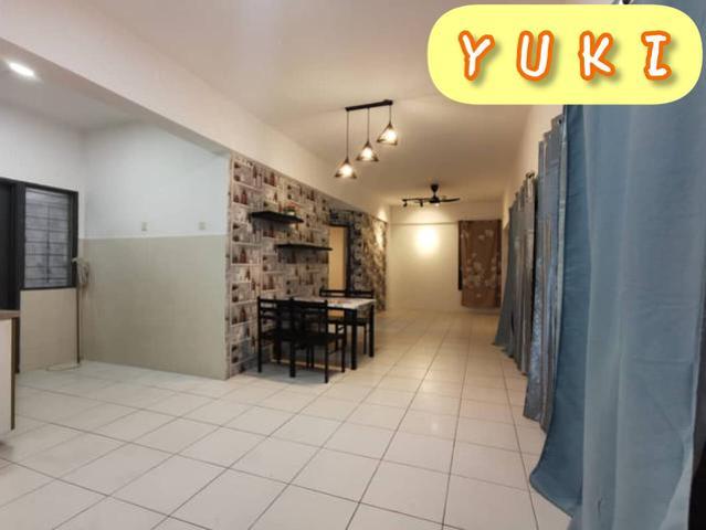 Balcony Unit Calisa N 1000sqft Puchong Essay access to Highway