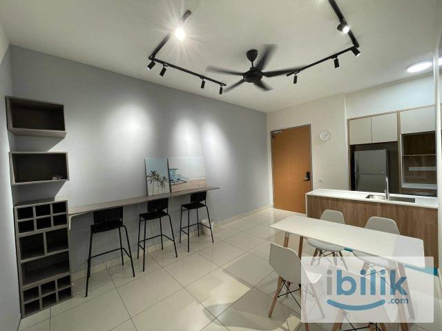 Balcony View Medium Room At Millerz Square For Rent