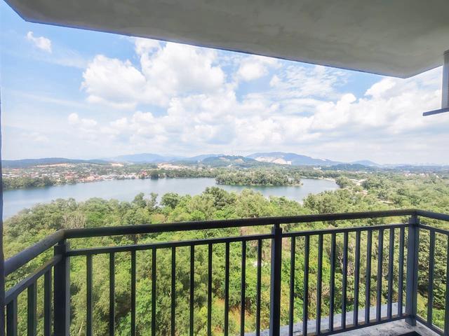 BALCONY VIEW TASIK Residensi Laguna Biru 2 Kundang