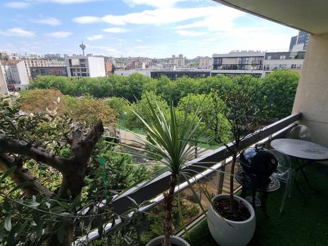 Balcon sur canal, souvent juste pour vous